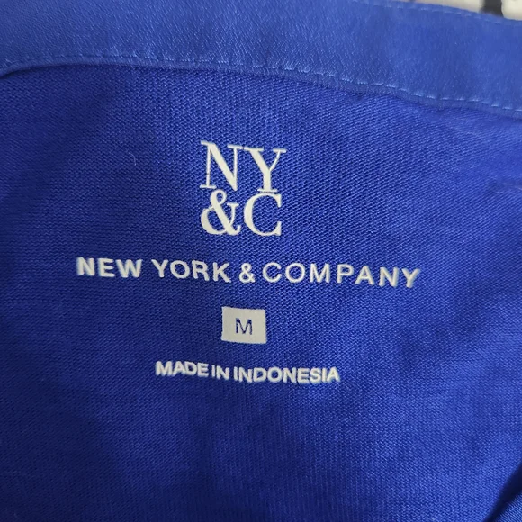 New York & Company Royal Blue Blouse 3/4 length sleeves, size M - Picture 2 of 6